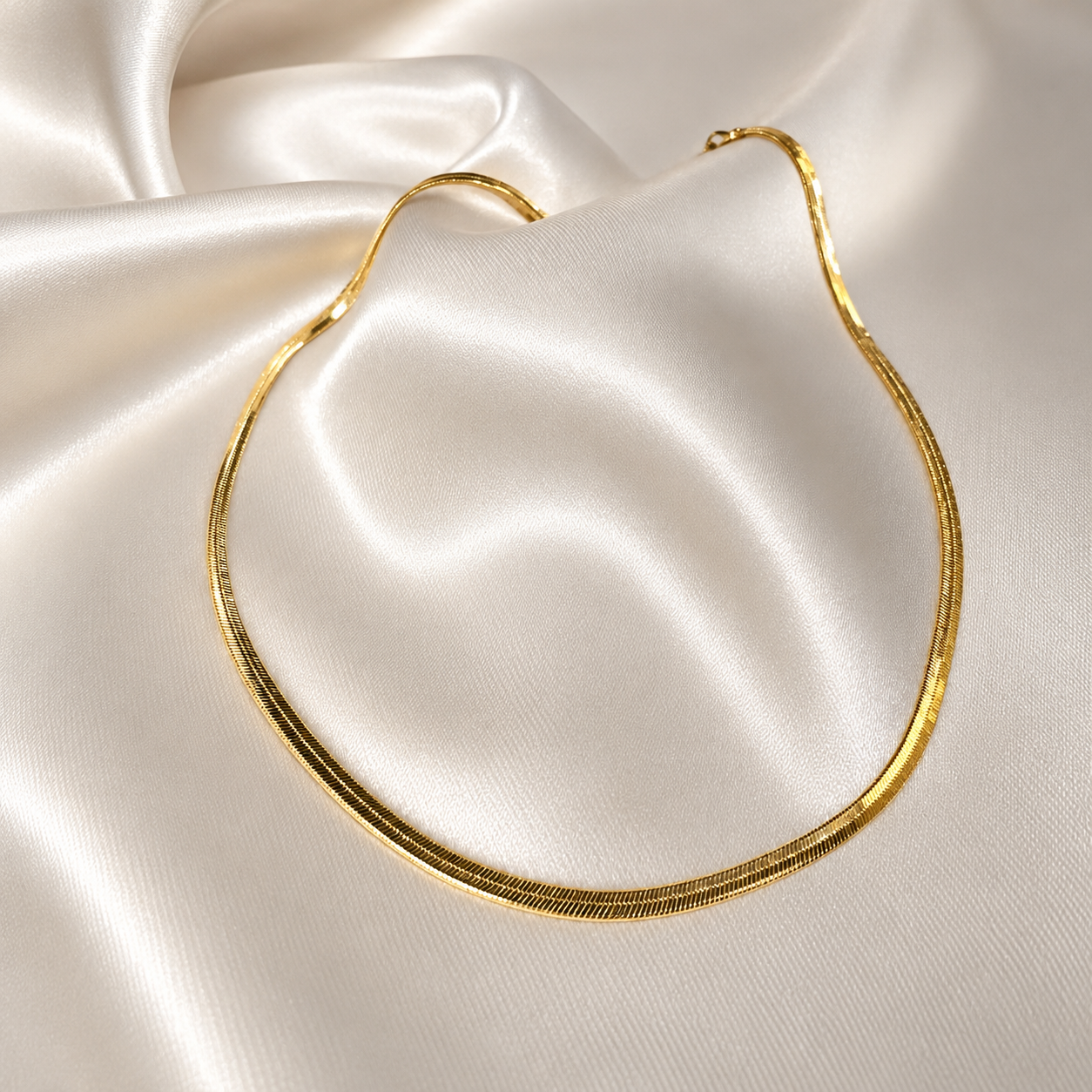 Choker Fita Dourada